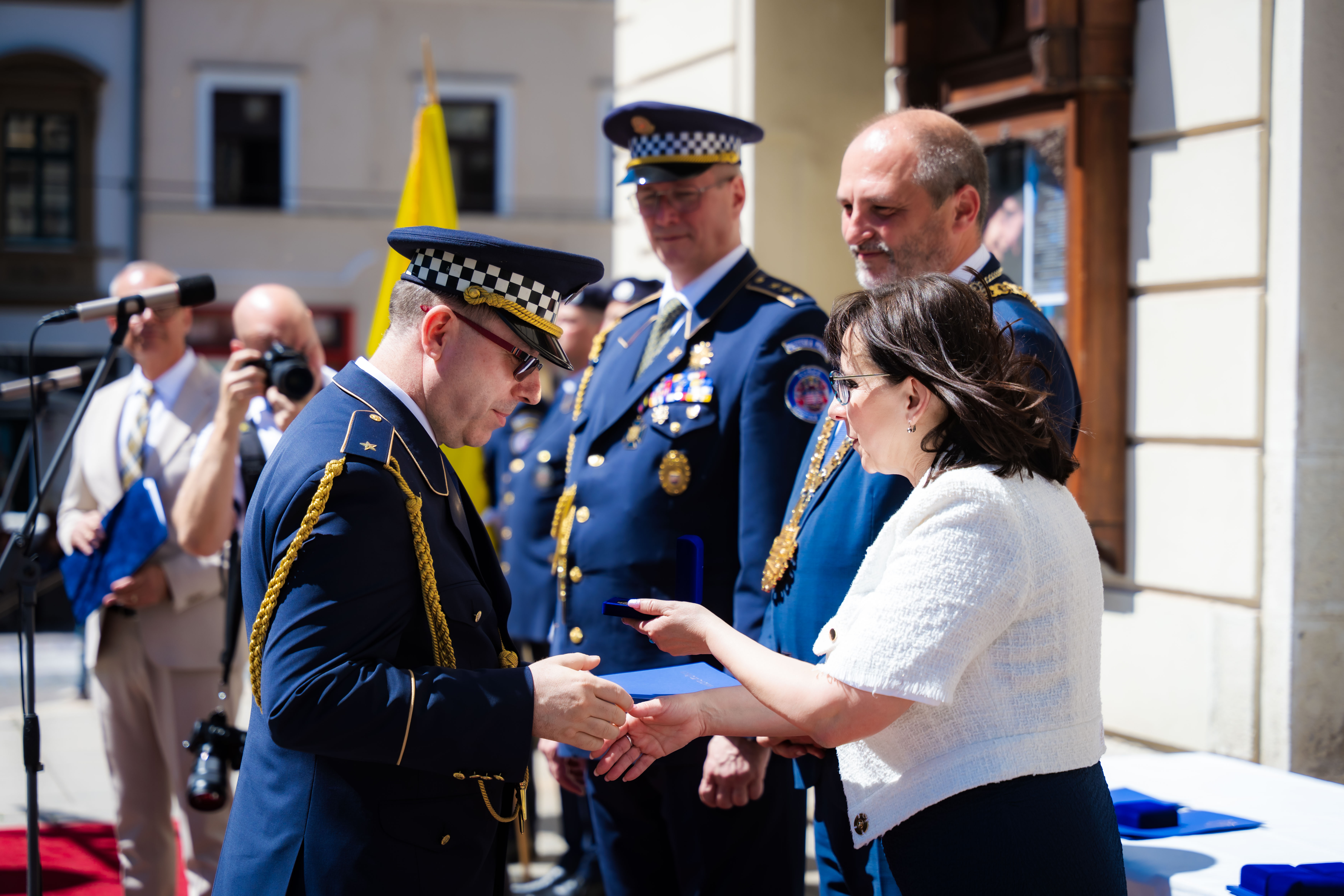 Slavnostne ocenovanie prislusnikov Mestskej policie mesta Kosice -1-124